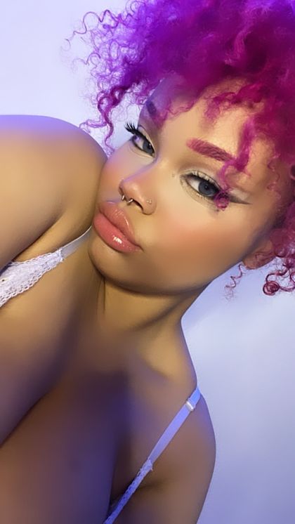 spicypinkk OnlyFans picture