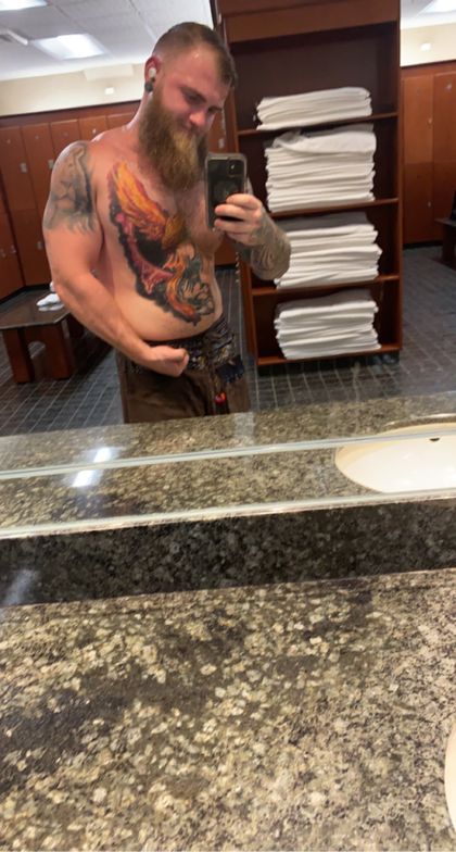 u110126874 OnlyFans picture