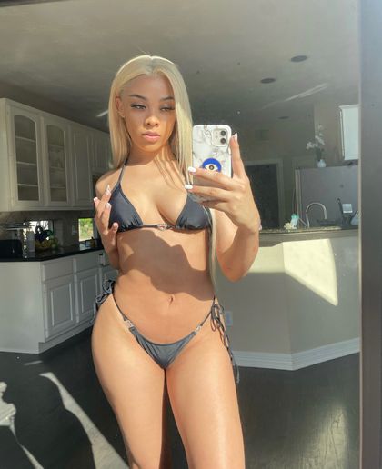 xoxokennessy OnlyFans picture
