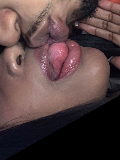 skyn2skyn OnlyFans picture