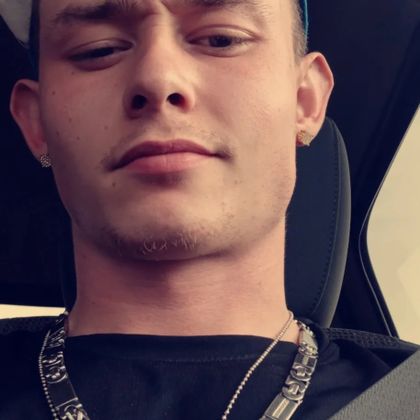 u228365316 OnlyFans picture