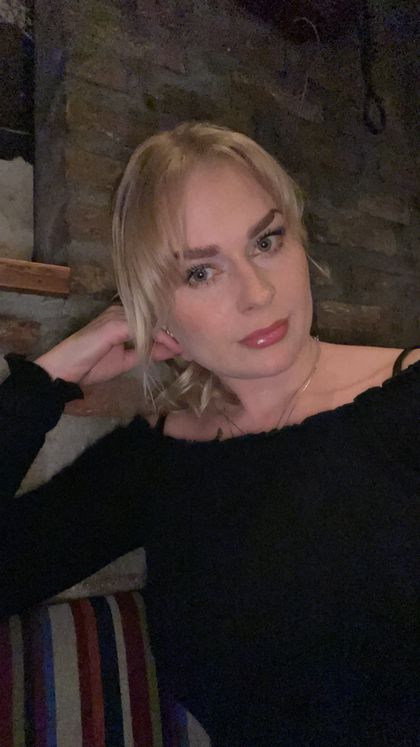 rosalieswan OnlyFans picture