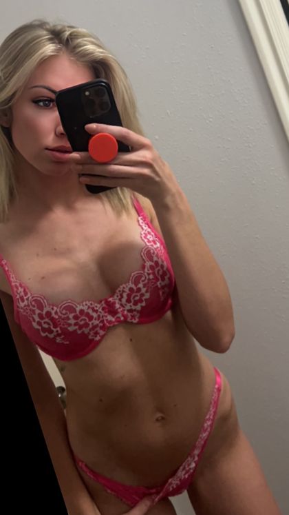 mrs.cooper10 OnlyFans picture