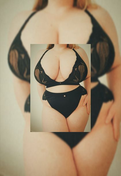 saraurora OnlyFans picture