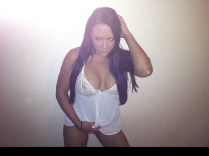 katie-22 OnlyFans picture