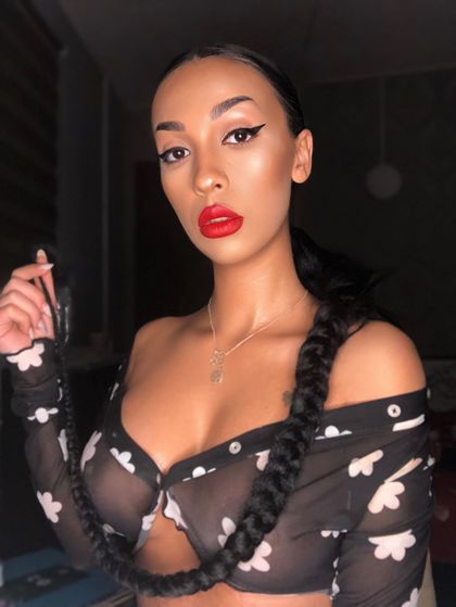 giiahotmom OnlyFans picture
