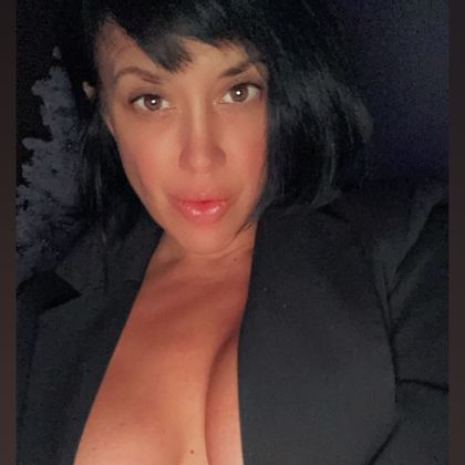 itsmelovewatts OnlyFans picture