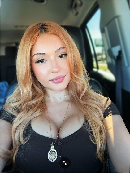 blondeebarbiee69 OnlyFans picture