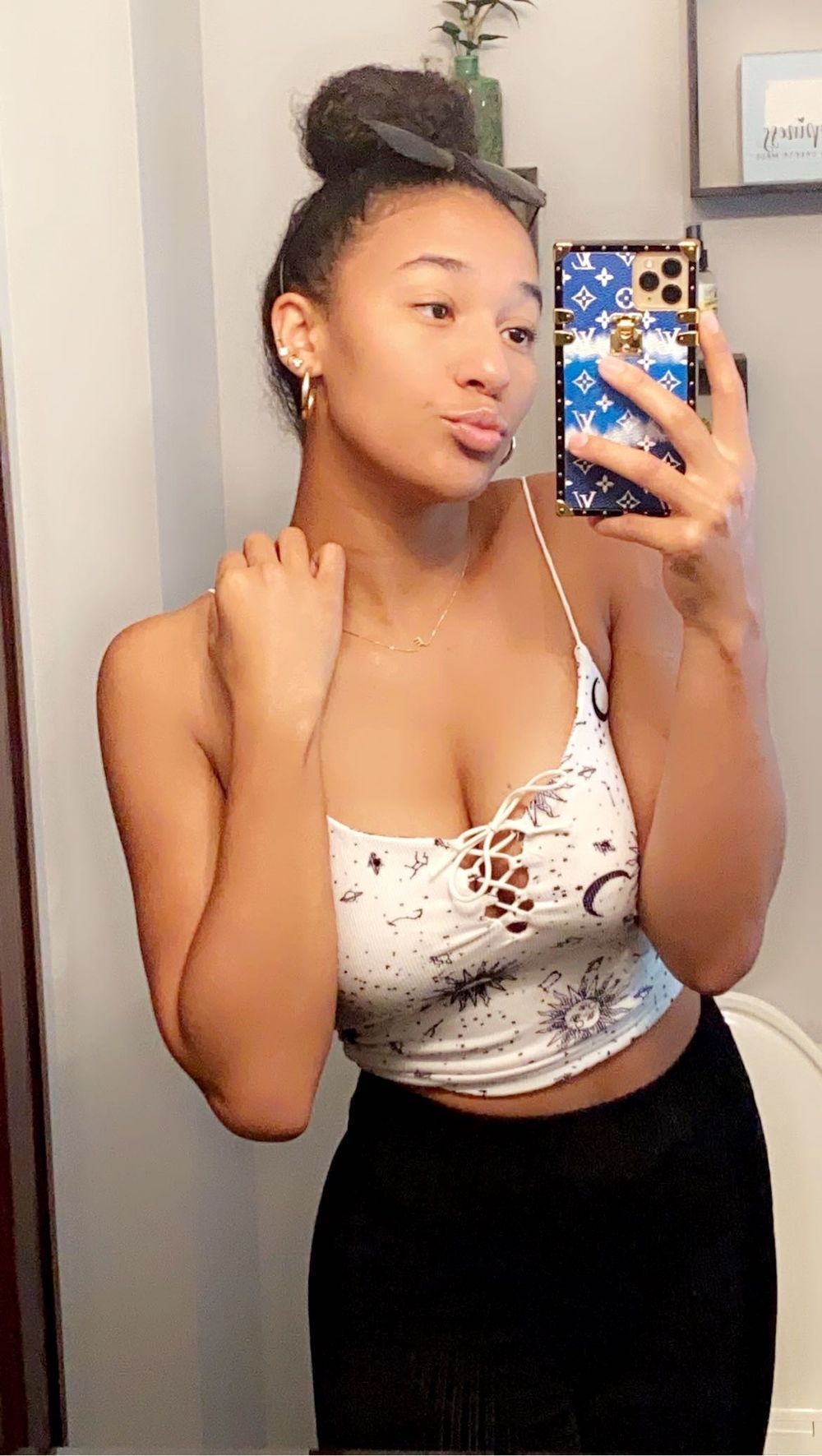 elslightskinbaby OnlyFans profile picture
