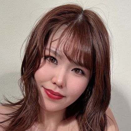 Best Rena OnlyFans Accounts | FansMetrics.com