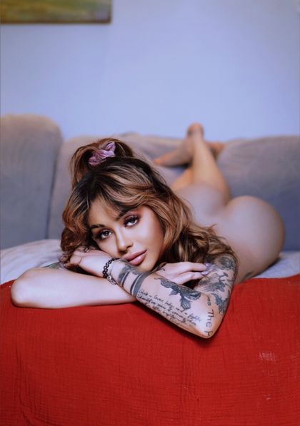 hazelhennessey OnlyFans picture