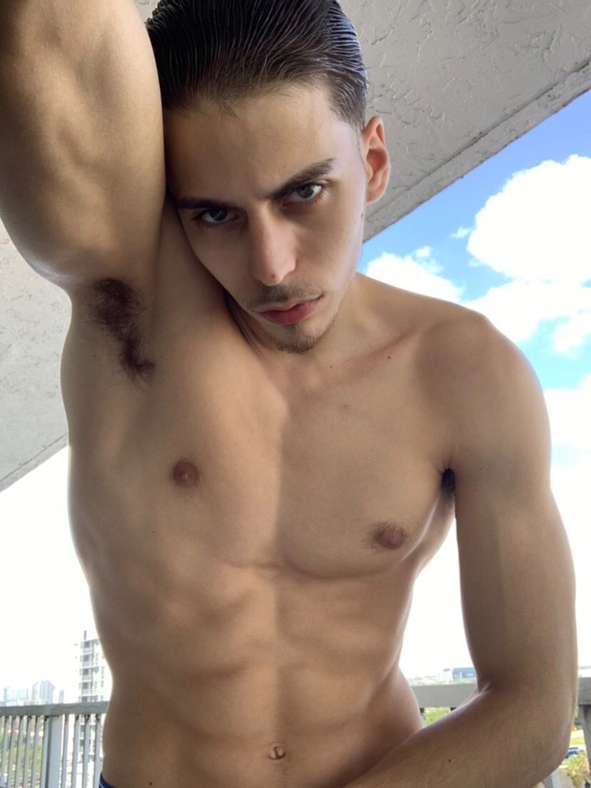 sir.esquire OnlyFans profile picture