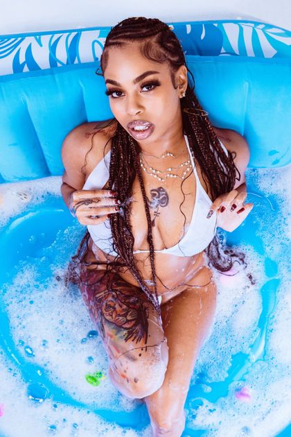 dynastyluv OnlyFans picture