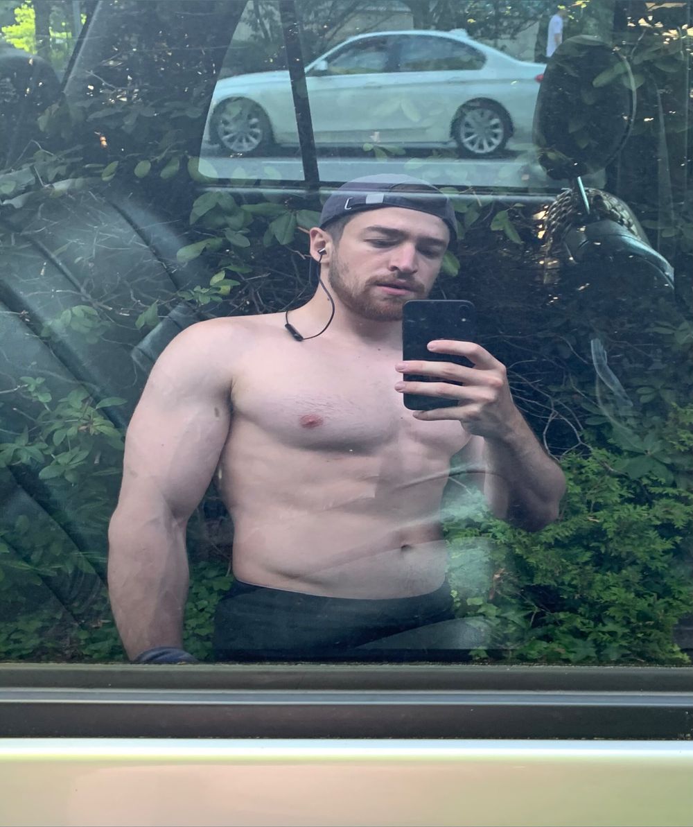 holenextdoor OnlyFans profile picture