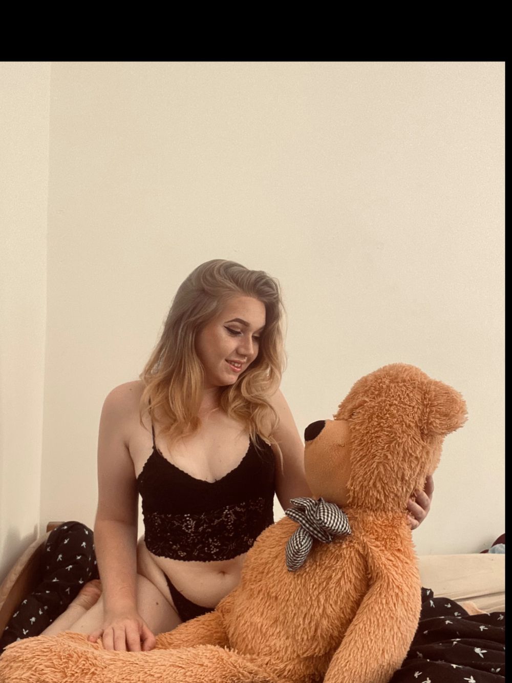 rosieasher19 OnlyFans profile picture