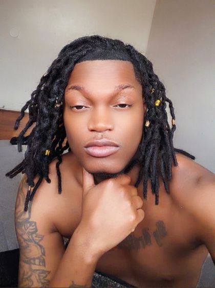 theehyiest OnlyFans picture
