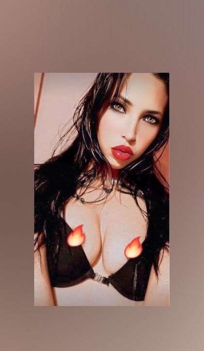 ateneaatee OnlyFans picture