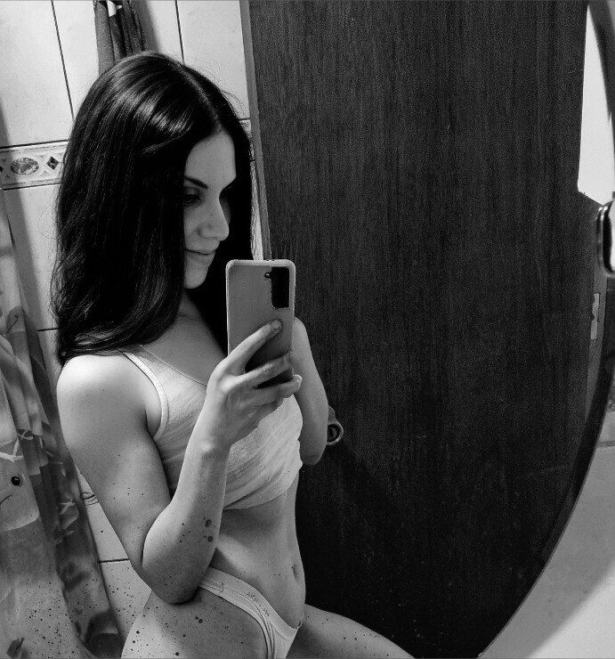 connyihv OnlyFans profile picture