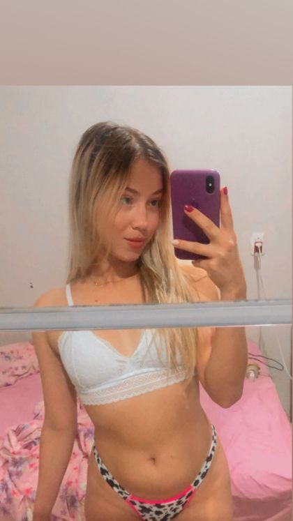 blondehotbrazilian OnlyFans picture