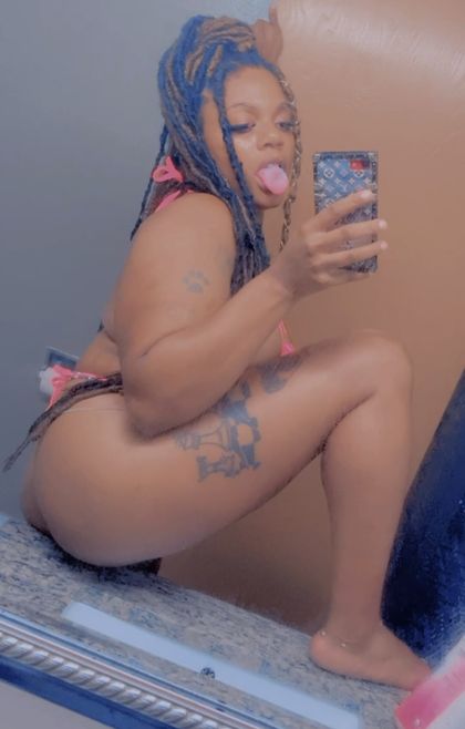 suchalibraaa OnlyFans picture