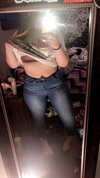 alexis.marie.adams OnlyFans picture
