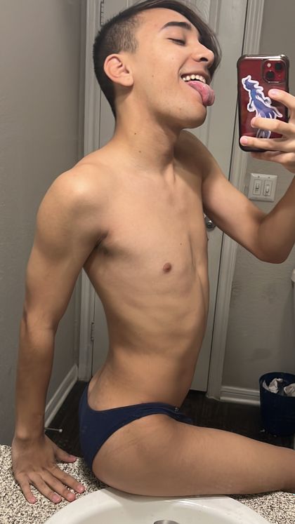 latintwink2003 OnlyFans picture