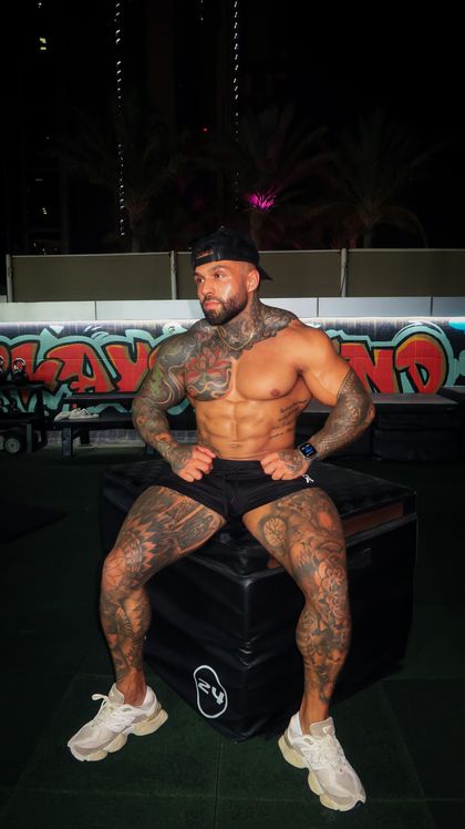 troyzworld OnlyFans picture