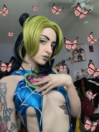 localromanova OnlyFans picture