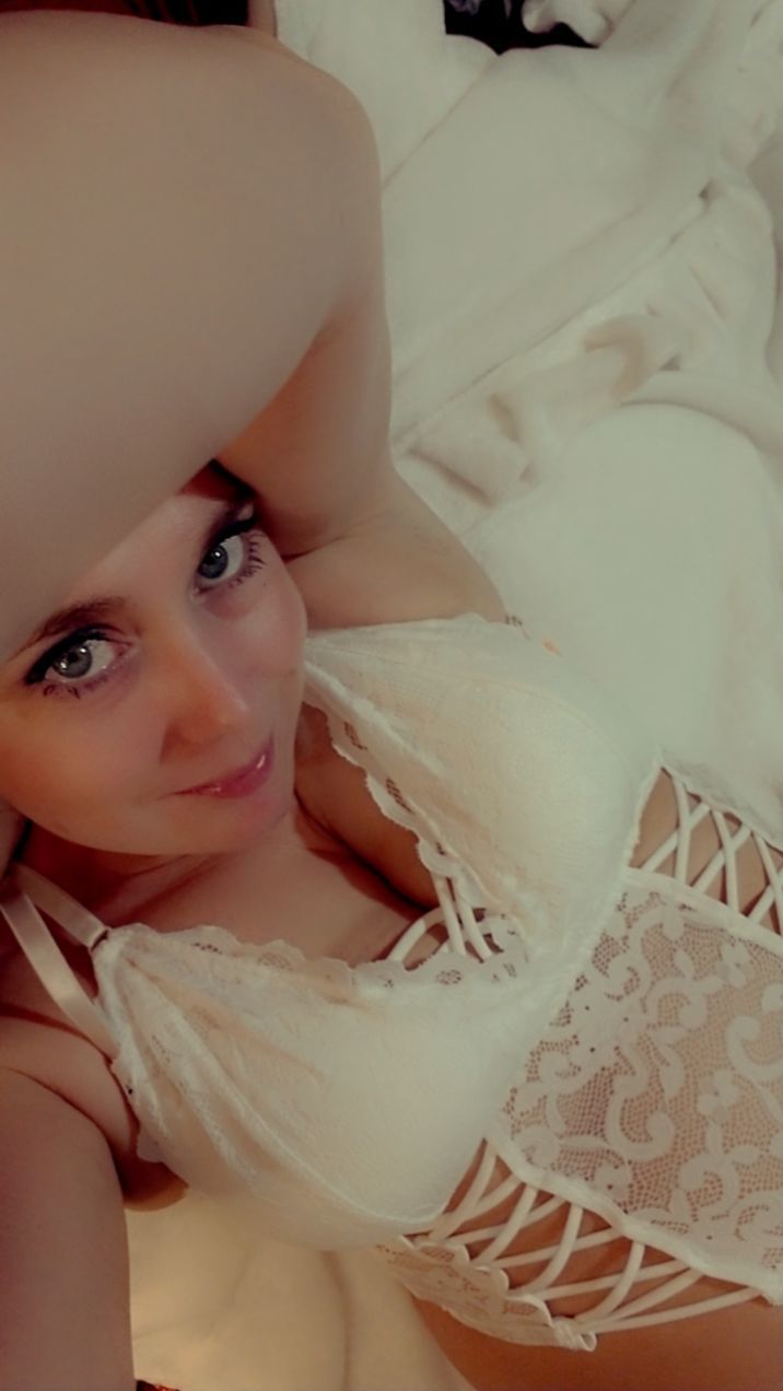 ambrosialv OnlyFans profile picture