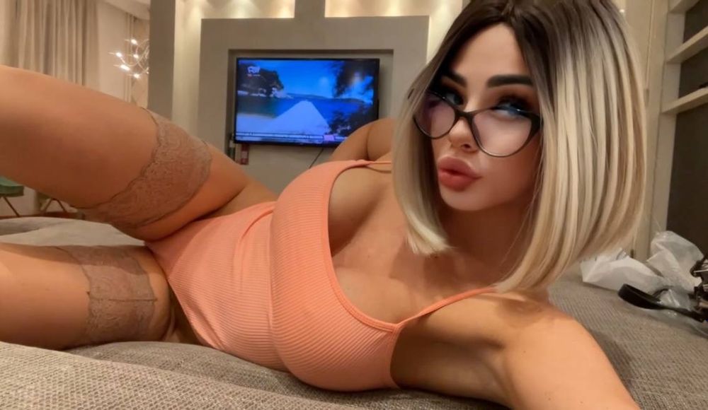 mia.minic OnlyFans profile picture