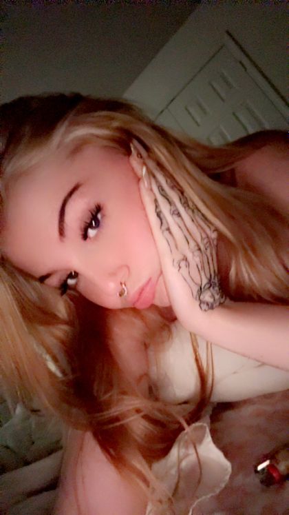 livlaughlovelif3 OnlyFans picture