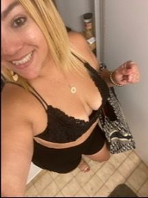 naughtykhloe OnlyFans profile picture
