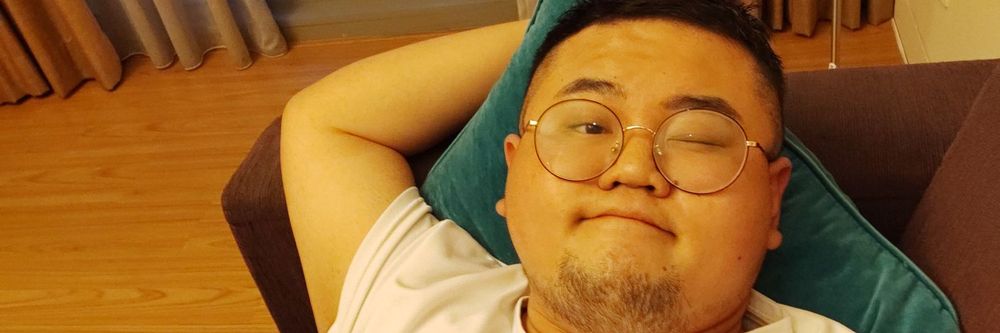 xiaolun10192 OnlyFans profile picture