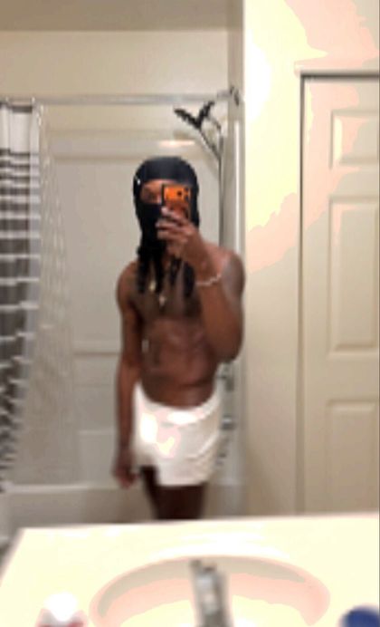 papisolooo OnlyFans picture