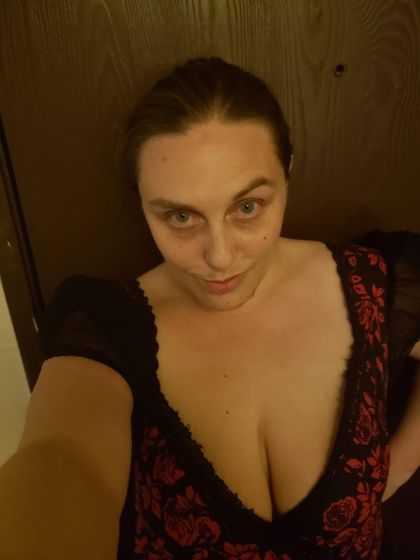 rhearavynswood_free OnlyFans picture