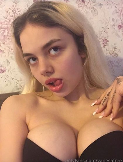 vanesaultimate OnlyFans picture