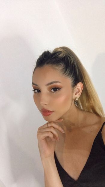 Zoe