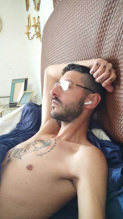 tibo3385 OnlyFans picture