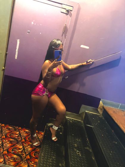 demribts OnlyFans picture