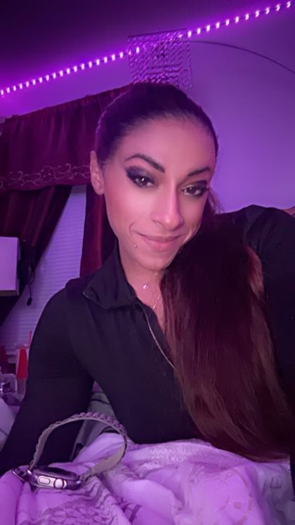 angela.l.c OnlyFans picture