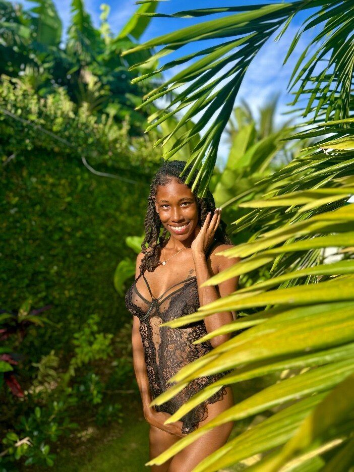 titsandsmiles10 OnlyFans profile picture