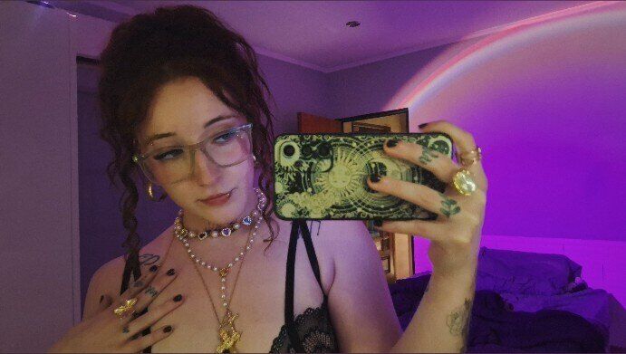 xredfoxxyfree OnlyFans profile picture