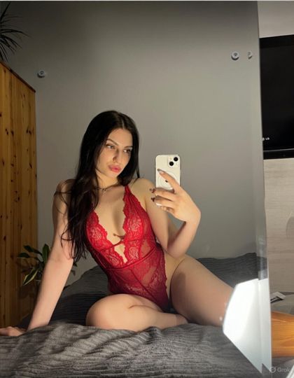 yourlittlemiaaa OnlyFans picture