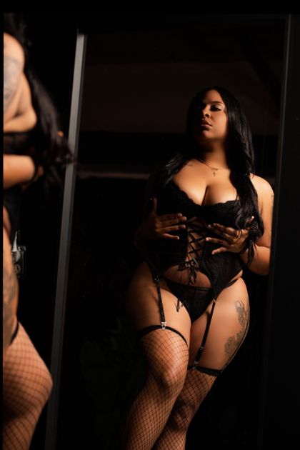 queenkiraaa OnlyFans picture