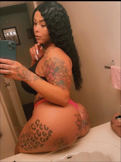 lavish_ent1 OnlyFans picture
