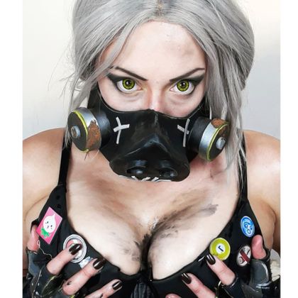 illuminatikittn OnlyFans picture