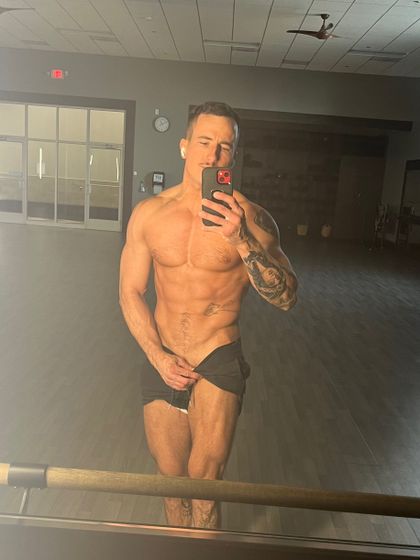 deklanisstrong OnlyFans picture