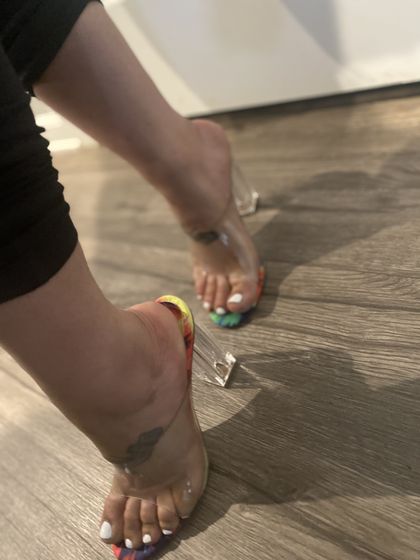 unapologeticsoles OnlyFans picture