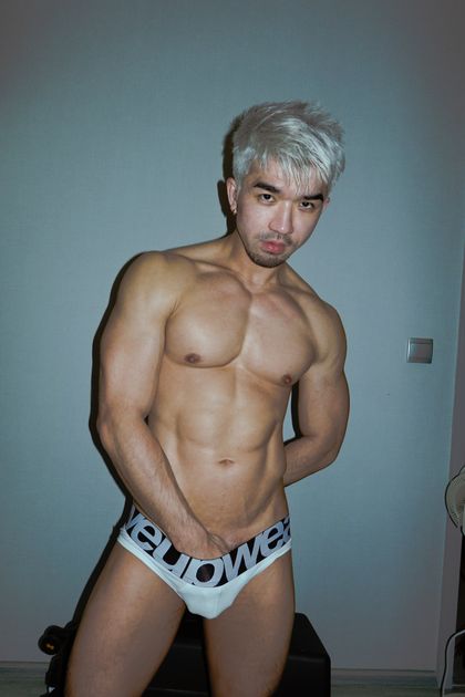 danielzhang OnlyFans picture