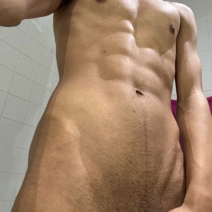 xxlhungfemboy OnlyFans picture